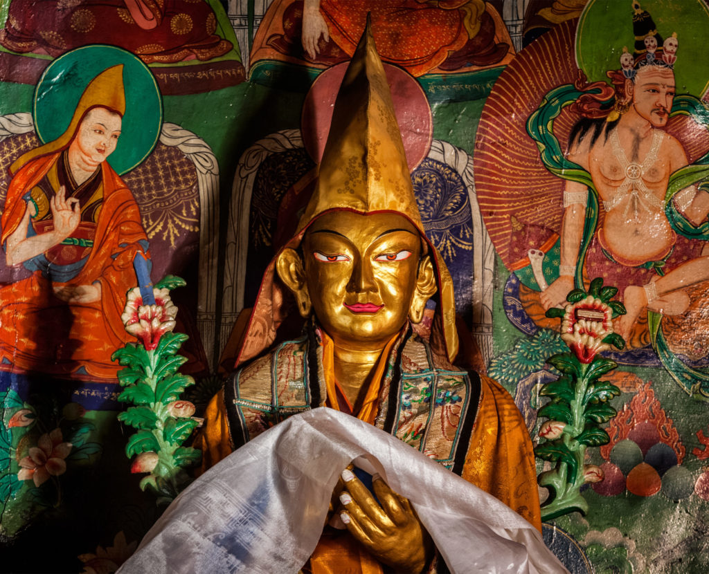 tsongkhapa middle way 